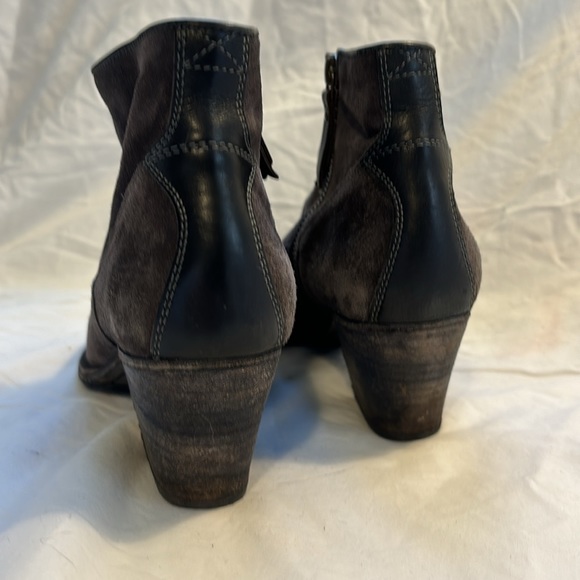 EUC n.d.c. suede bootie - Picture 3 of 7